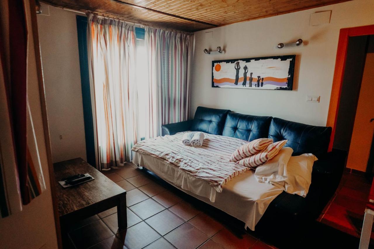 Apartamentos Boabdil เซียร์ราเนบาดา ภายนอก รูปภาพ