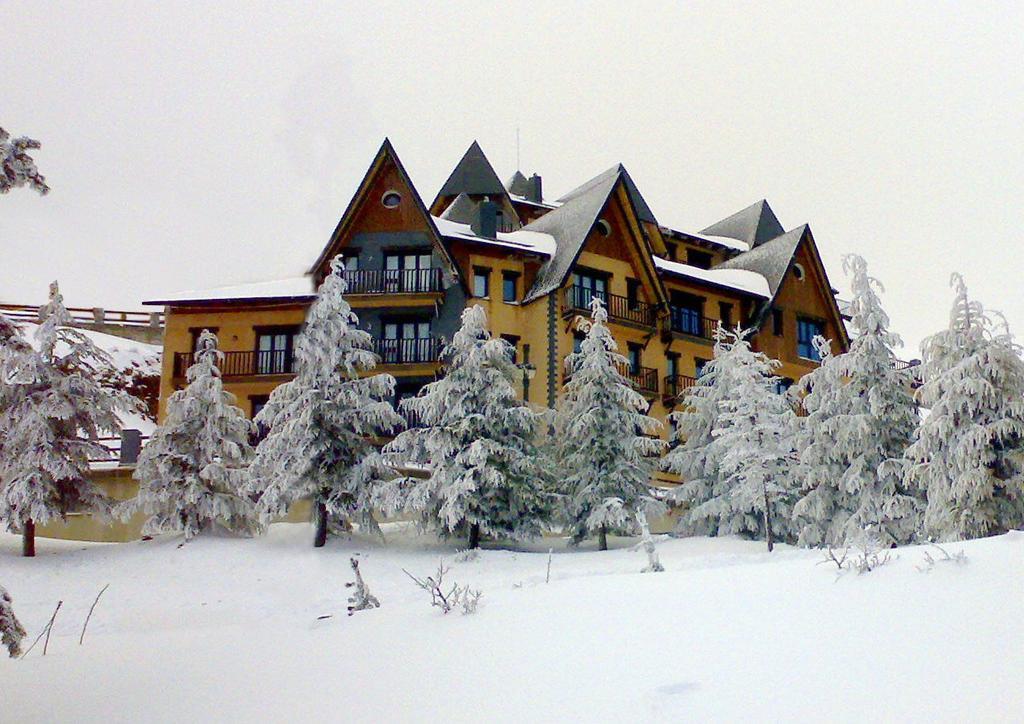 Apartamentos Boabdil เซียร์ราเนบาดา ภายนอก รูปภาพ