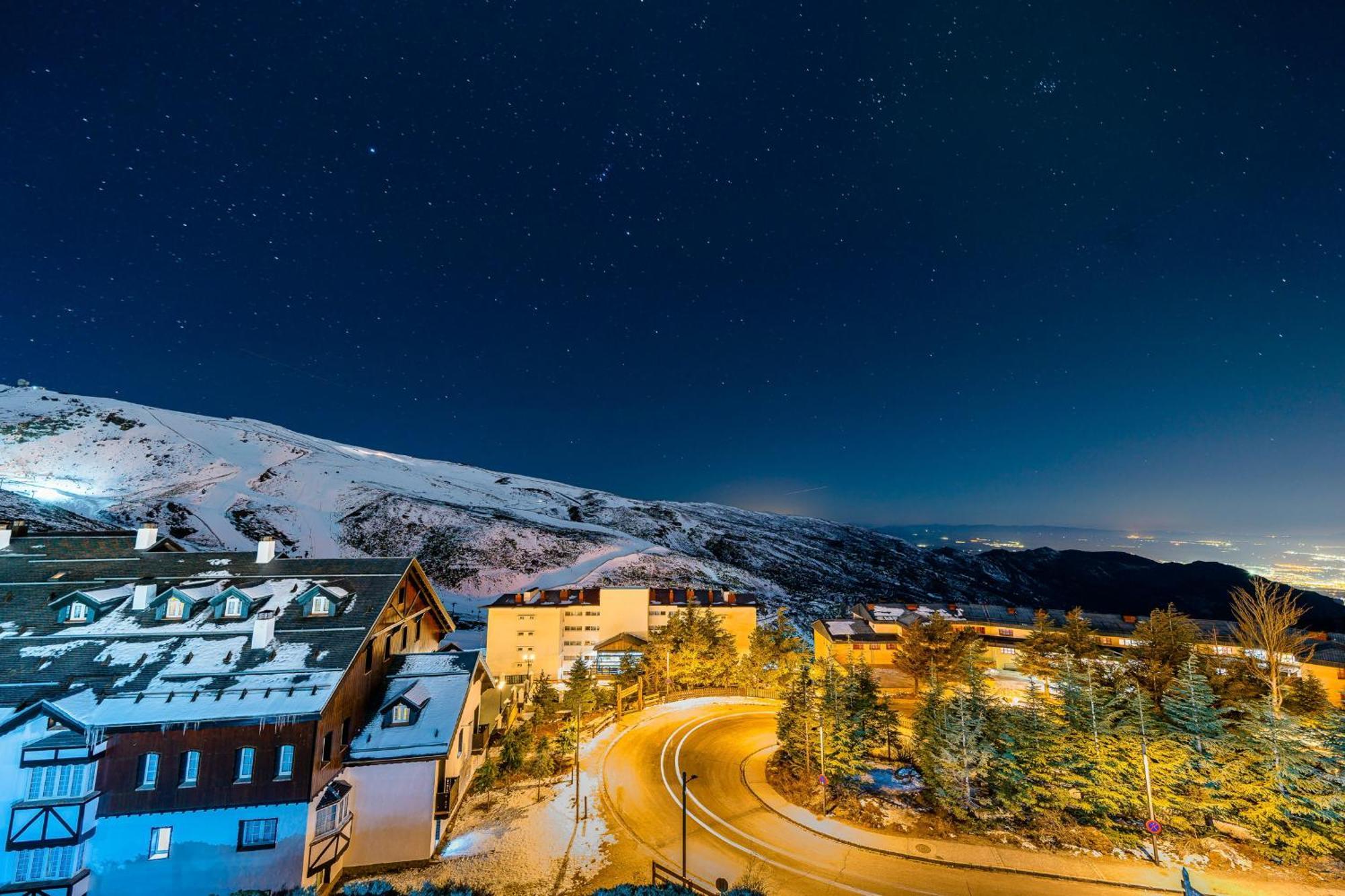 Apartamentos Boabdil เซียร์ราเนบาดา ภายนอก รูปภาพ