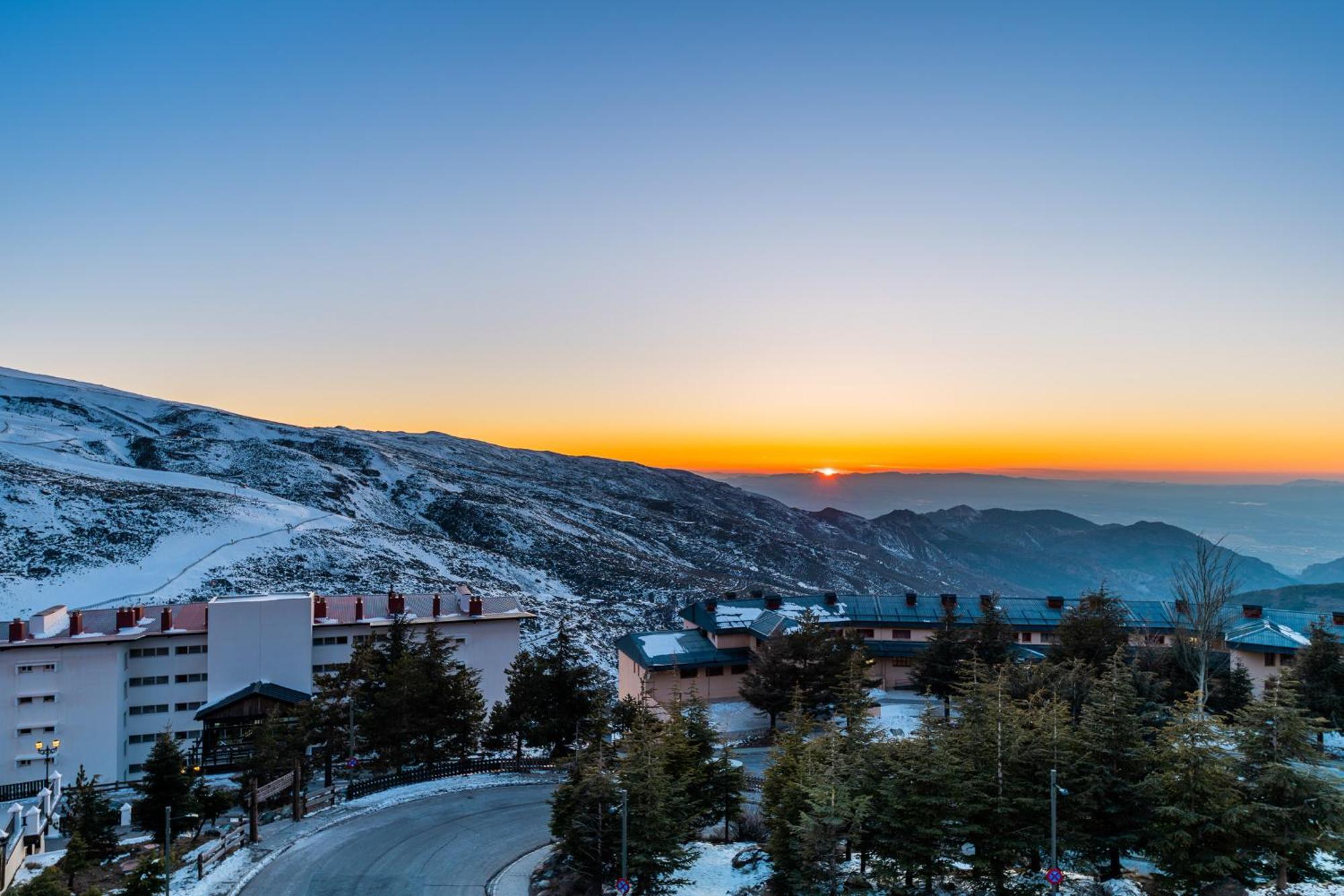 Apartamentos Boabdil เซียร์ราเนบาดา ภายนอก รูปภาพ